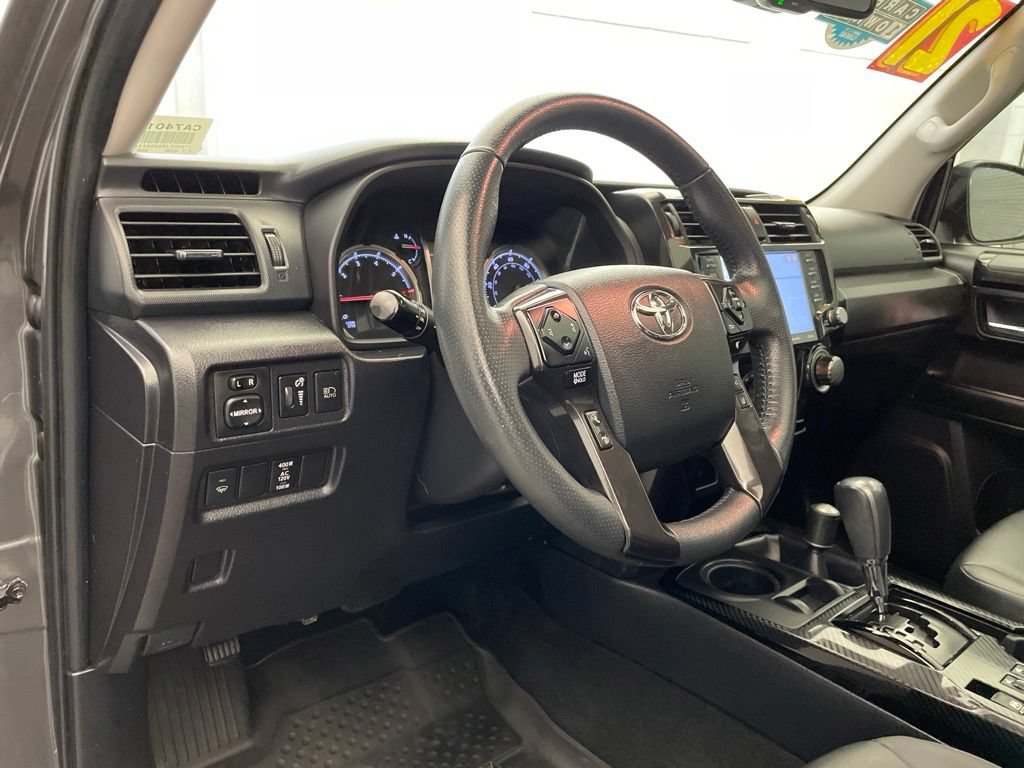 Used 2021 Toyota 4Runner Venture w/ Moonroof Package AWD/4WD image 20