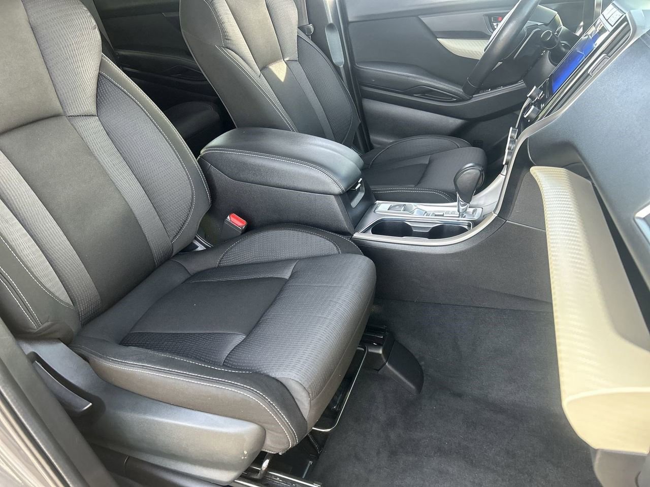 Used 2022 Subaru Ascent Premium w/ Convenience Package AWD/4WD image 8