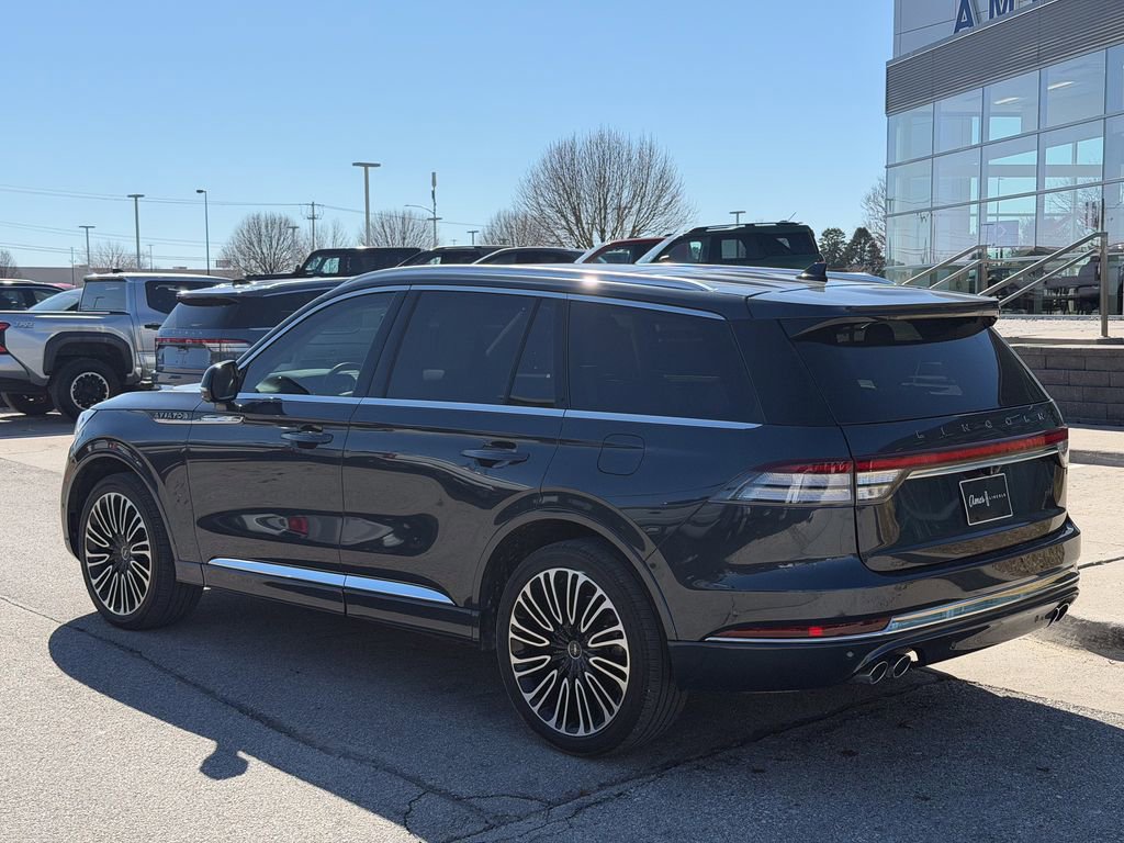 Certified 2023 Lincoln Aviator Black Label image 4