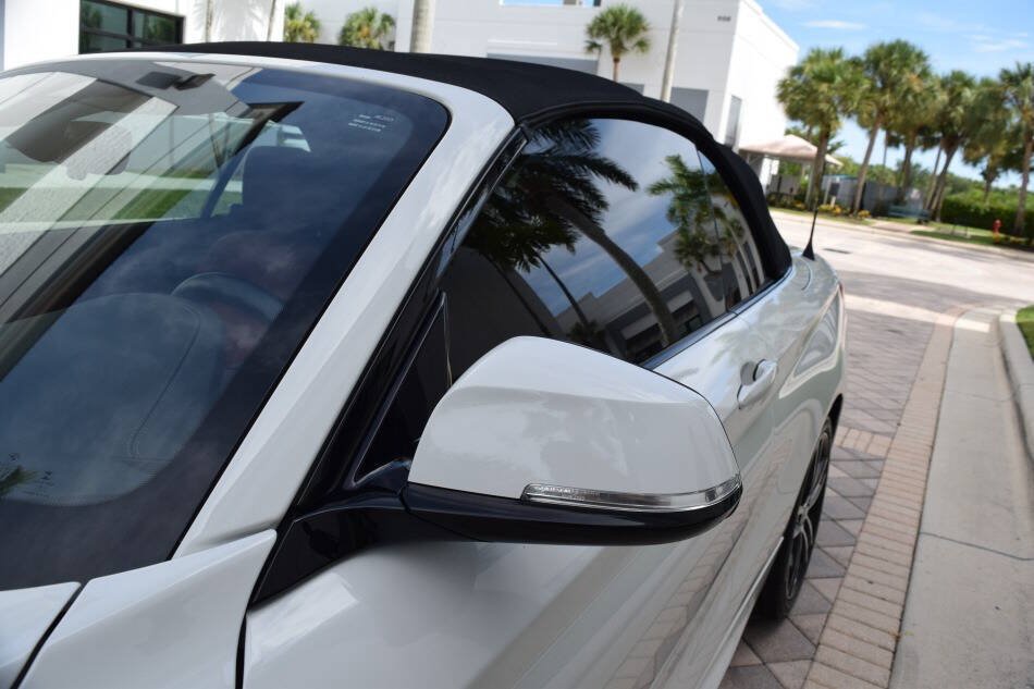 Used 2021 BMW 230i xDrive Convertible AWD/4WD image 31
