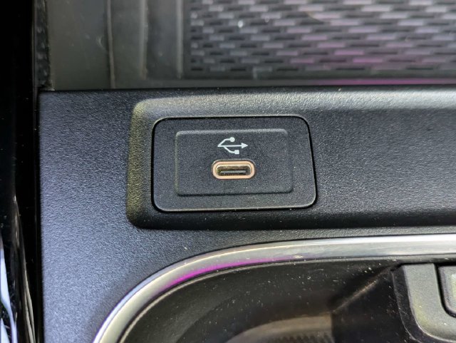 Used 2025 Mercedes-Benz CLA 250 4MATIC image 22