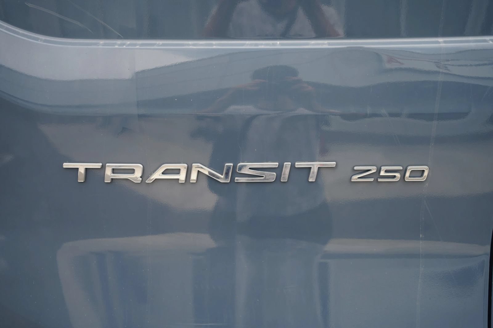 Used 2020 Ford Transit 250 148 High Roof Extended RWD image 25