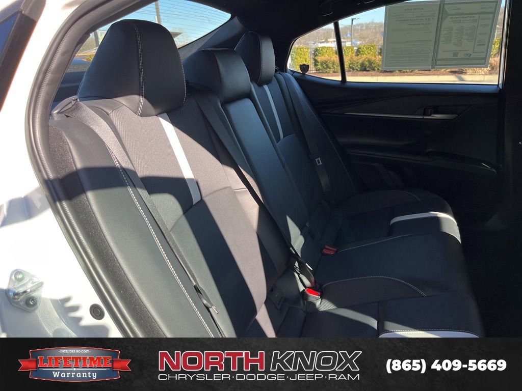 Used 2025 Toyota Camry SE image 21
