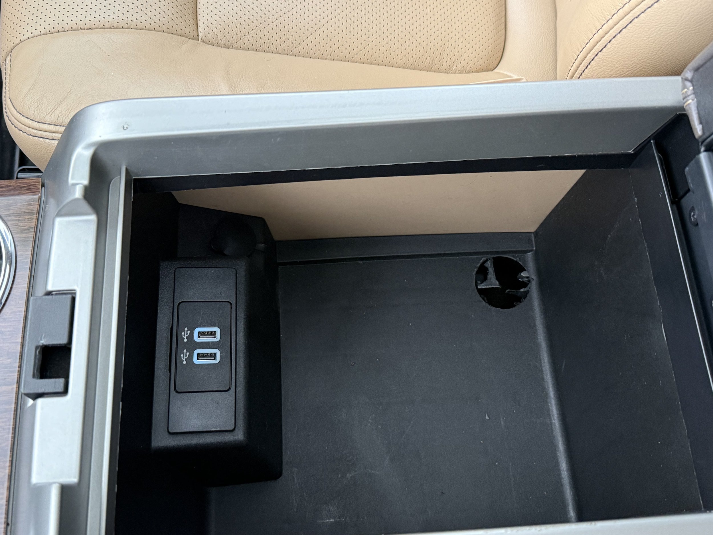 Used 2013 Ford F150 Lariat w/ Luxury Equipment Group AWD/4WD image 29