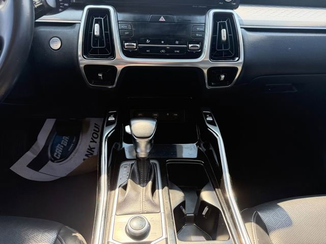 Used 2022 Kia Sorento SX image 11