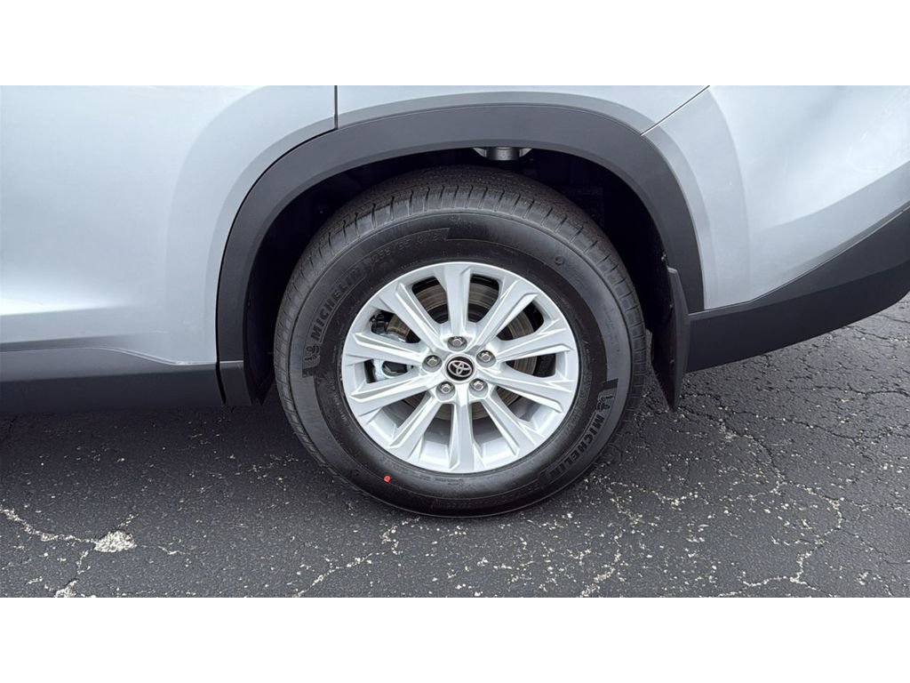 New 2026 Toyota Grand Highlander AWD image 13