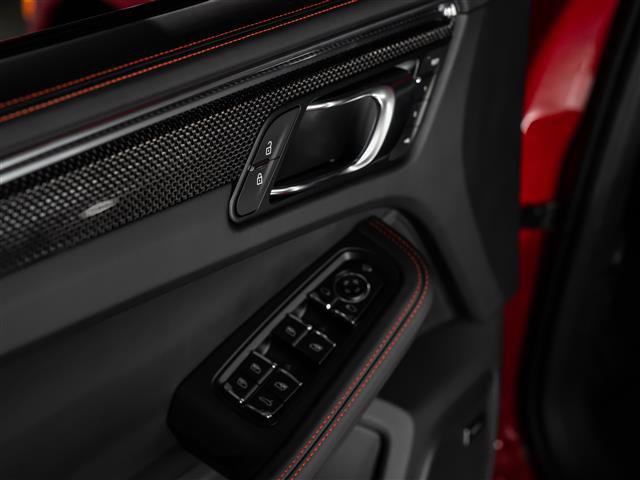 New 2026 Porsche Macan GTS image 24