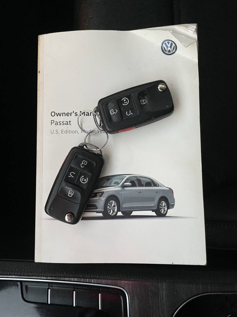 Used 2018 Volkswagen Passat 2.0T SE image 40