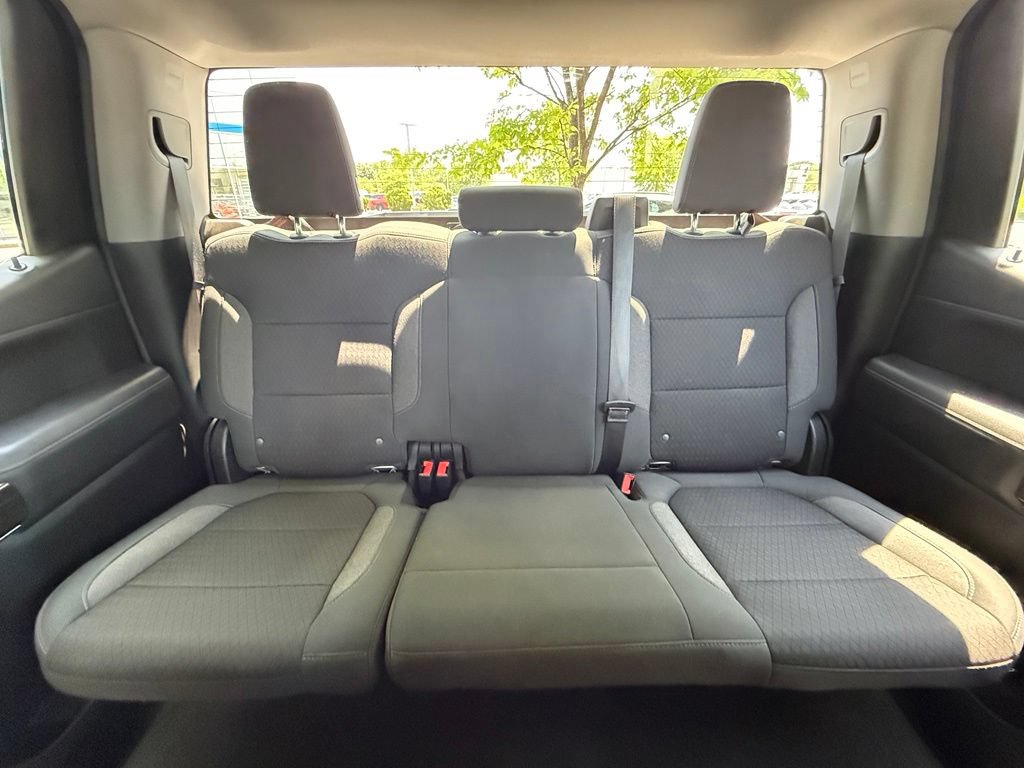 Used 2020 Chevrolet Silverado 1500 RST w/ RST Value Package AWD/4WD image 31