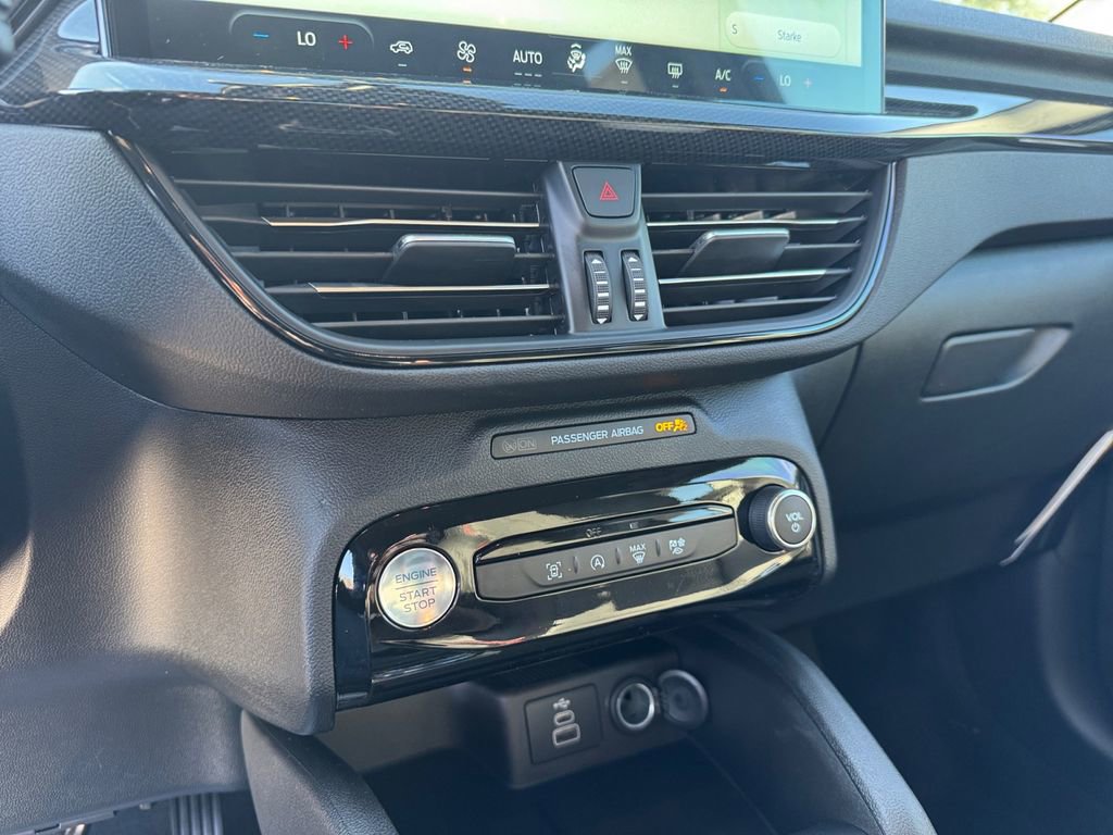 New 2026 Ford Escape ST-Line w/ Tech Pack #1 FWD image 38