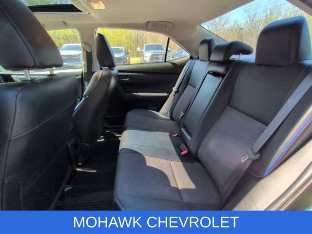 Used 2019 Toyota Corolla SE w/ SE Premium Package FWD image 11