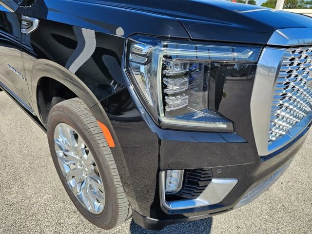 Used 2022 GMC Yukon XL Denali w/ Denali Ultimate Package image 10