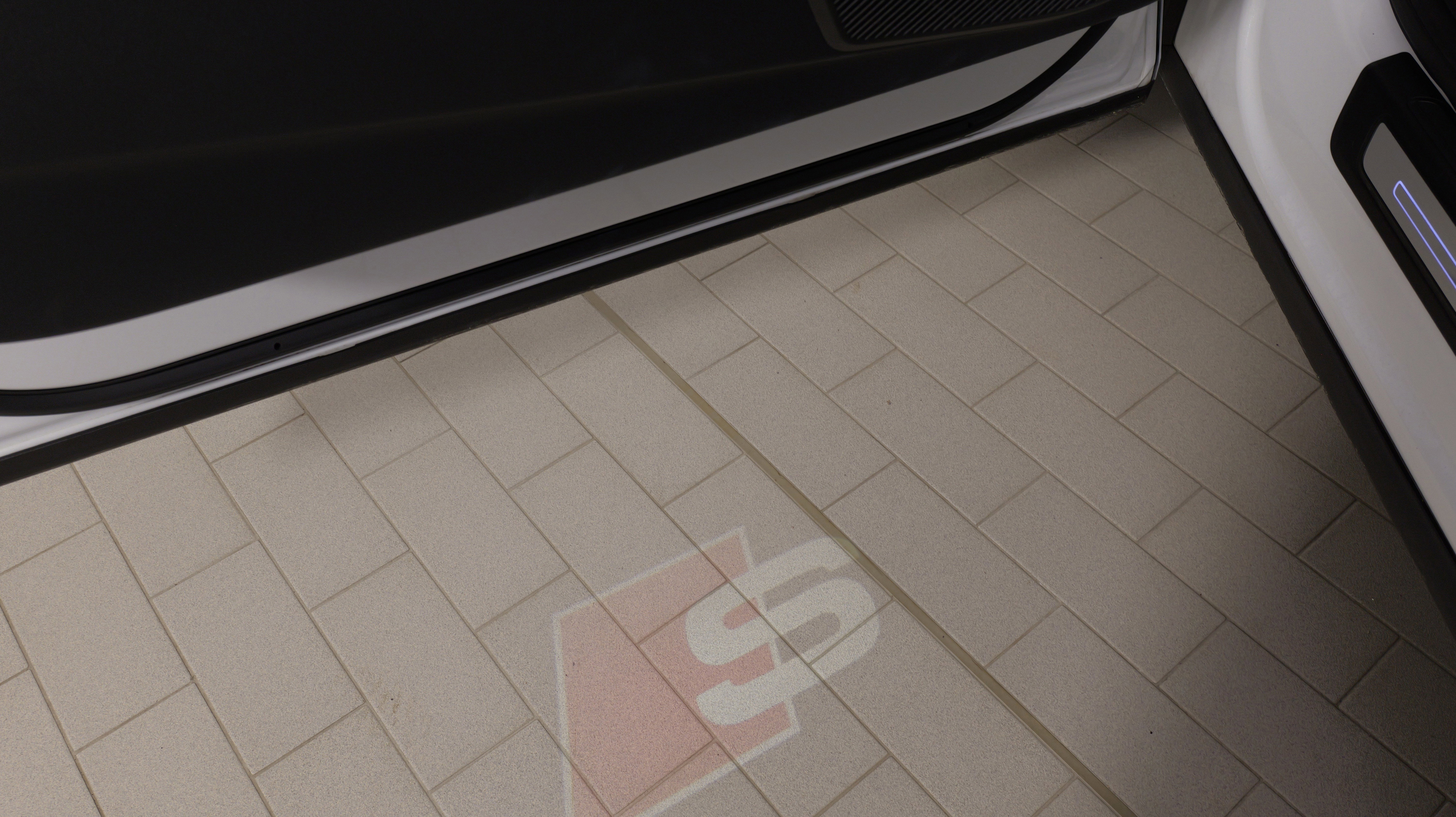 Used 2023 Audi SQ5 Prestige image 26