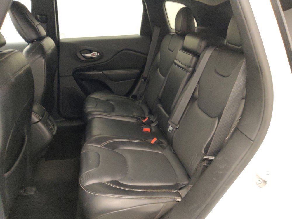 Used 2014 Jeep Cherokee Limited w/ Technology Group image 18