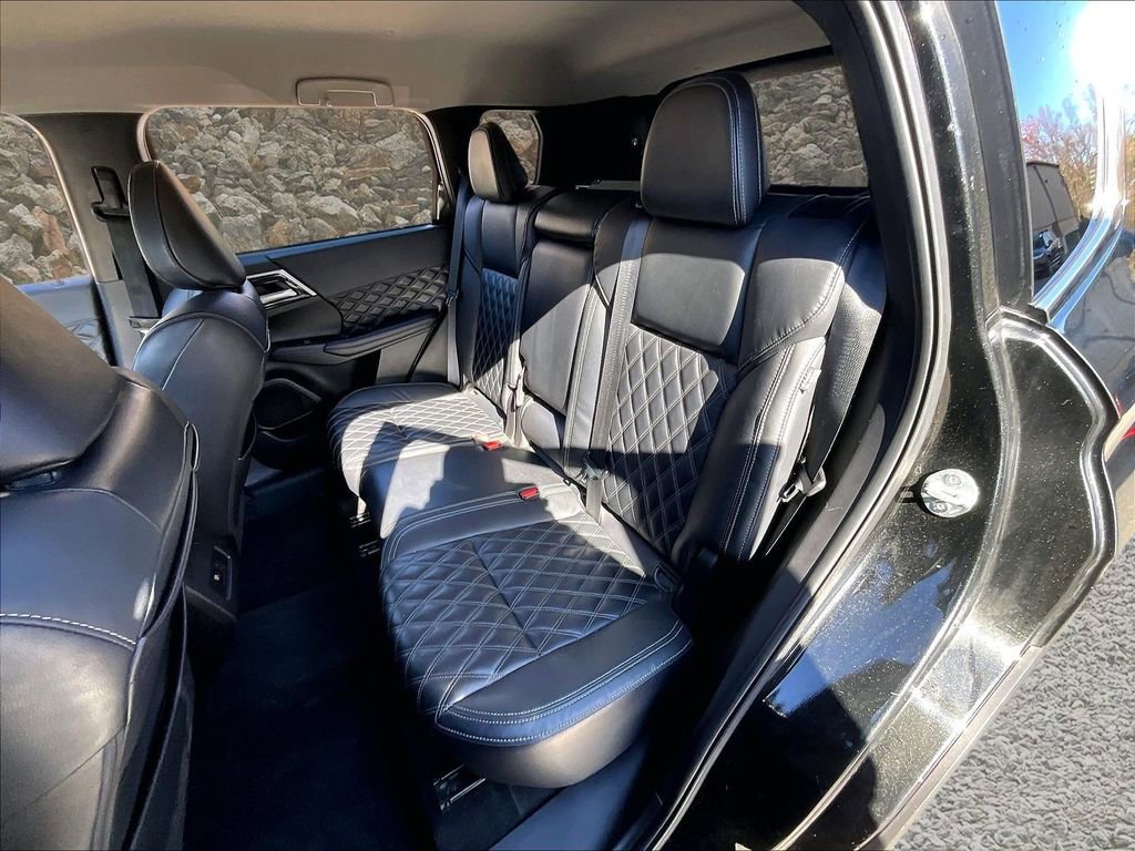 Used 2022 Mitsubishi Outlander SEL AWD/4WD image 23