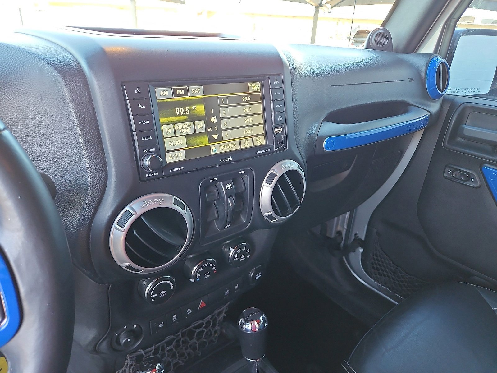 Used 2014 Jeep Wrangler Unlimited Sahara w/ Max Tow Package image 13