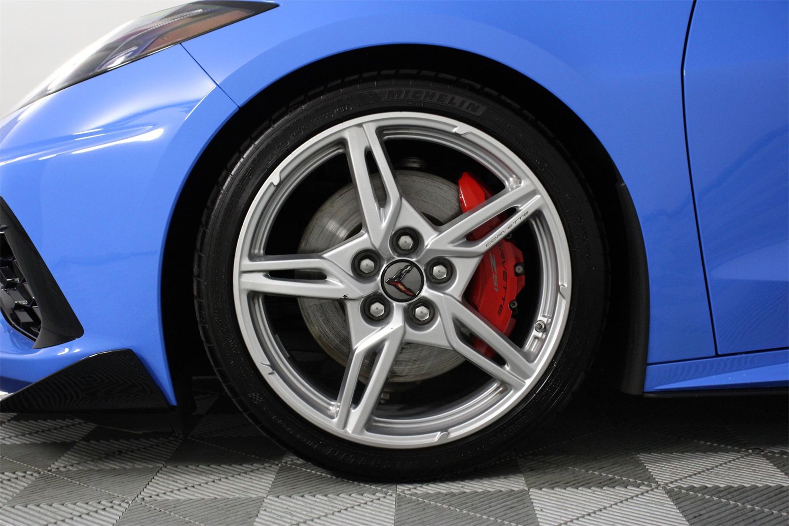 Used 2023 Chevrolet Corvette Stingray Coupe w/ Z51 Performance Package image 25