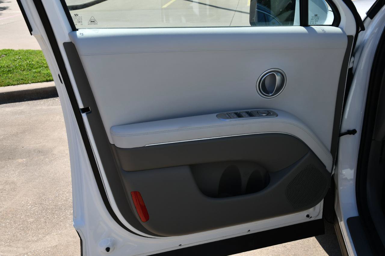 Used 2026 Hyundai Palisade SEL FWD image 9