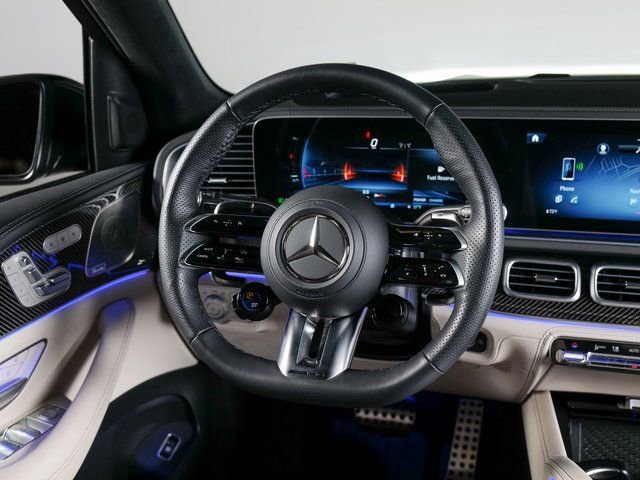 Used 2025 Mercedes-Benz GLS 63 AMG 4MATIC image 15