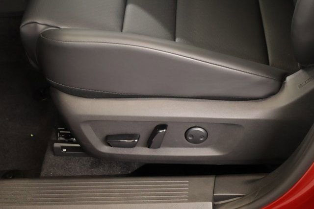 New 2026 Nissan Rogue SV image 10