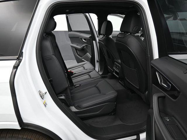 New 2026 Audi Q7 3.0T Premium Plus image 13
