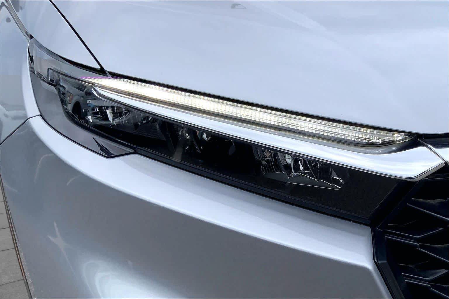 Used 2023 Honda CR-V LX image 27