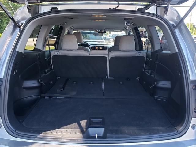 Used 2020 Honda Pilot EX image 5