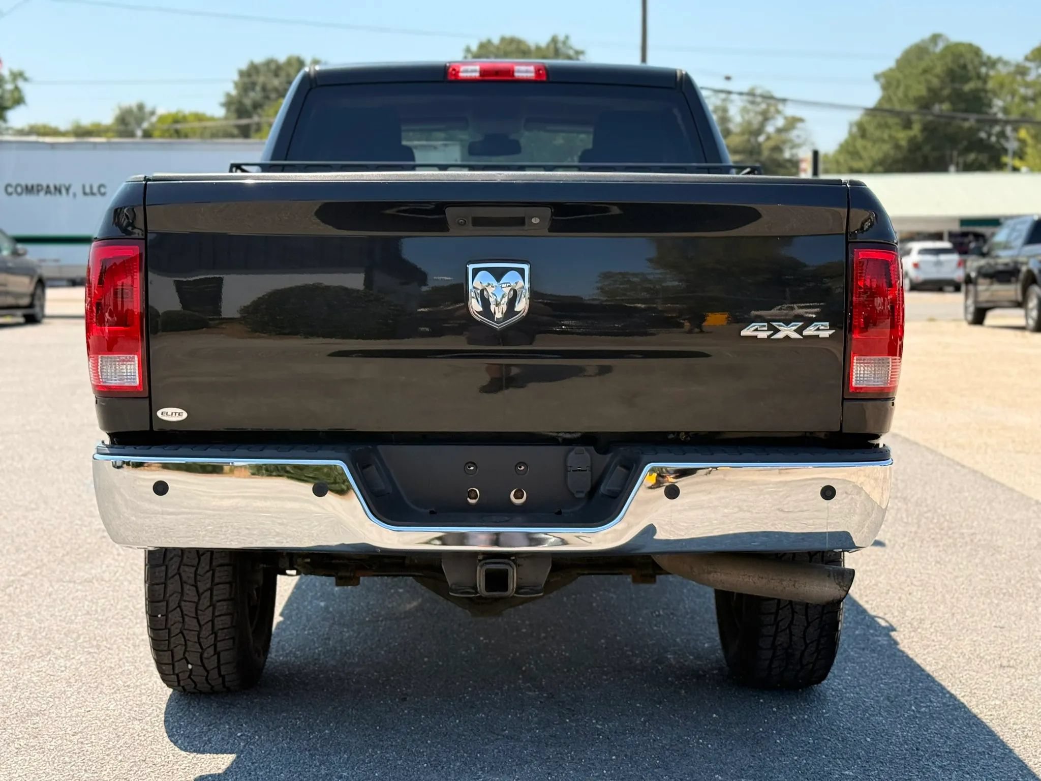 Used 2015 RAM 2500 Tradesman w/ Chrome Appearance Group AWD/4WD image 8
