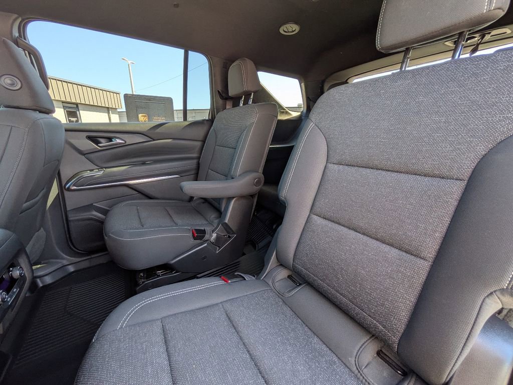 Used 2024 Chevrolet Traverse LT w/ LPO, Floor Liner Package image 15