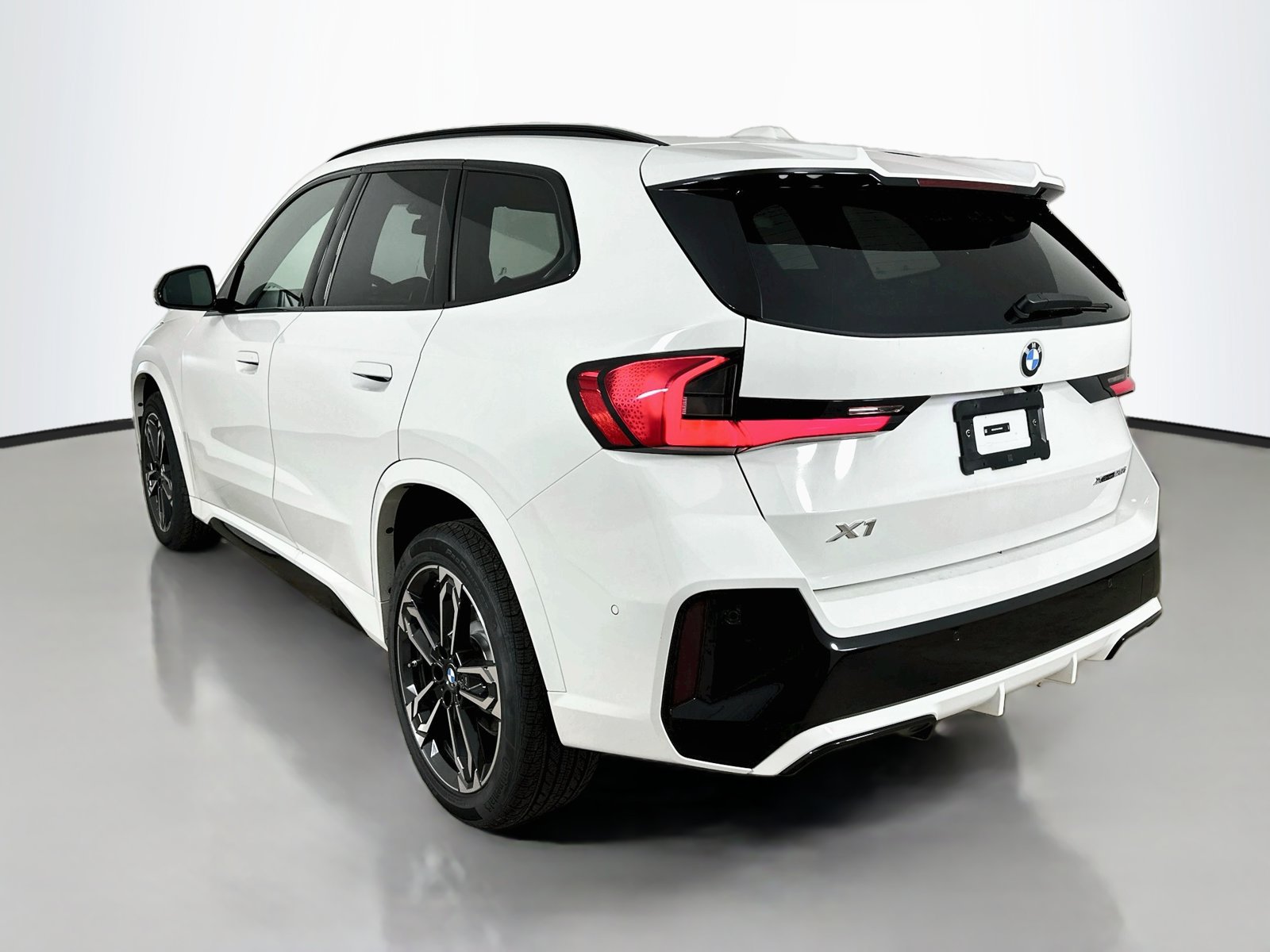 New 2027 BMW X1 xDrive28i AWD/4WD image 7