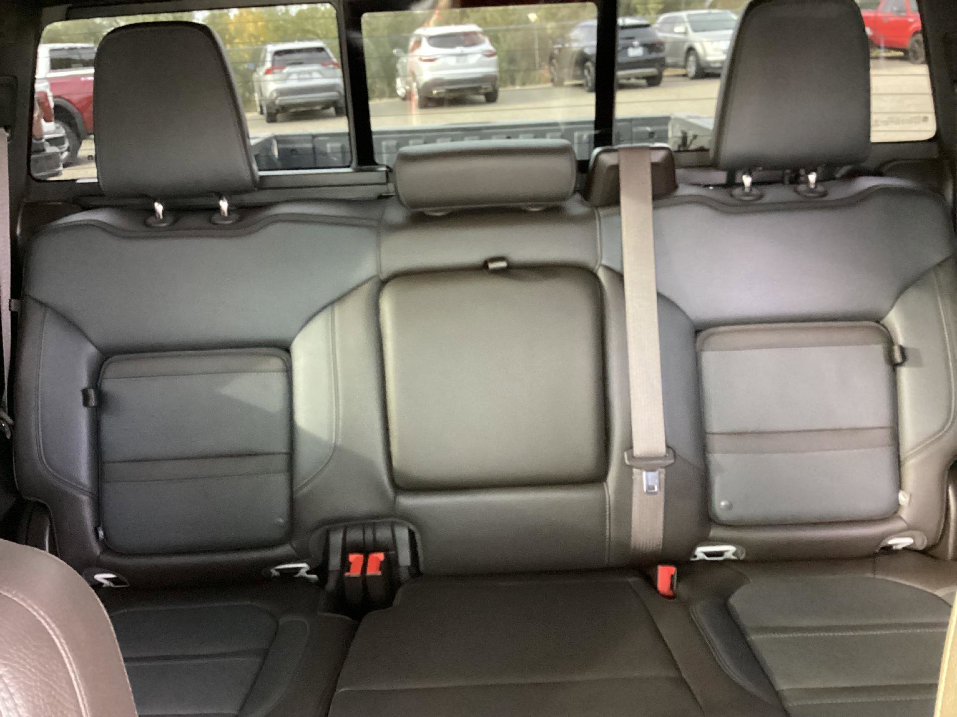 Used 2020 GMC Sierra 2500 Denali w/ Denali Ultimate Package image 12