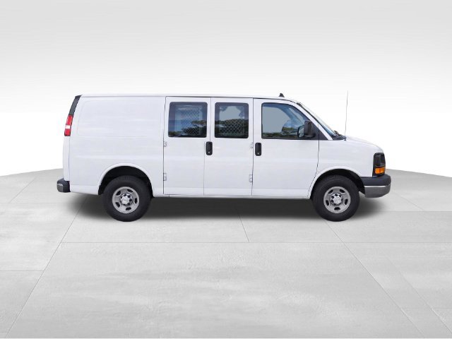 Used 2014 Chevrolet Express 2500 RWD image 3