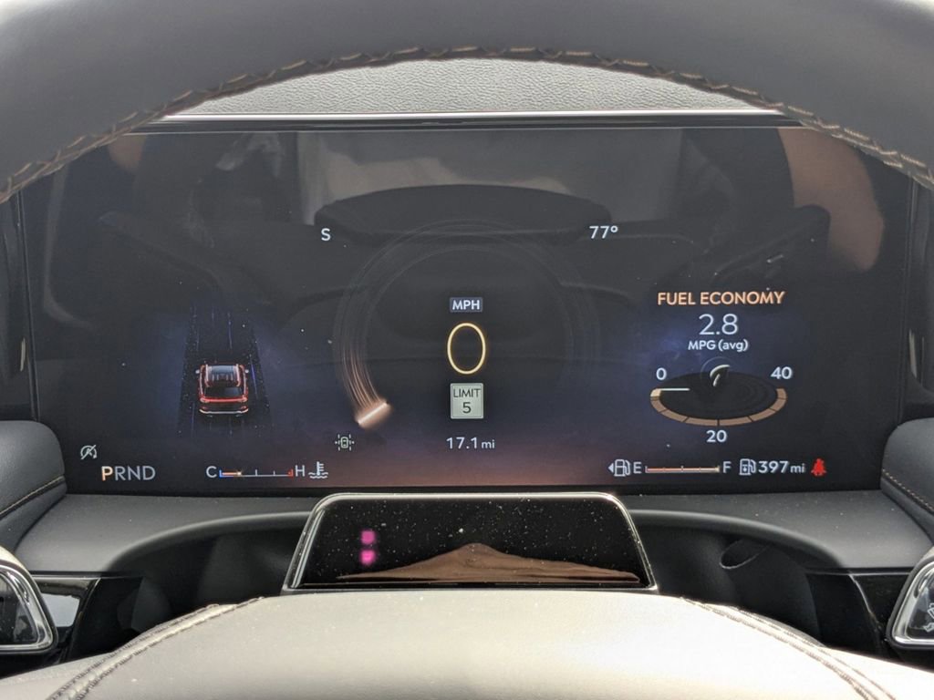 New 2025 Lincoln Aviator 2WD w/ Equipment Group 101A image 32