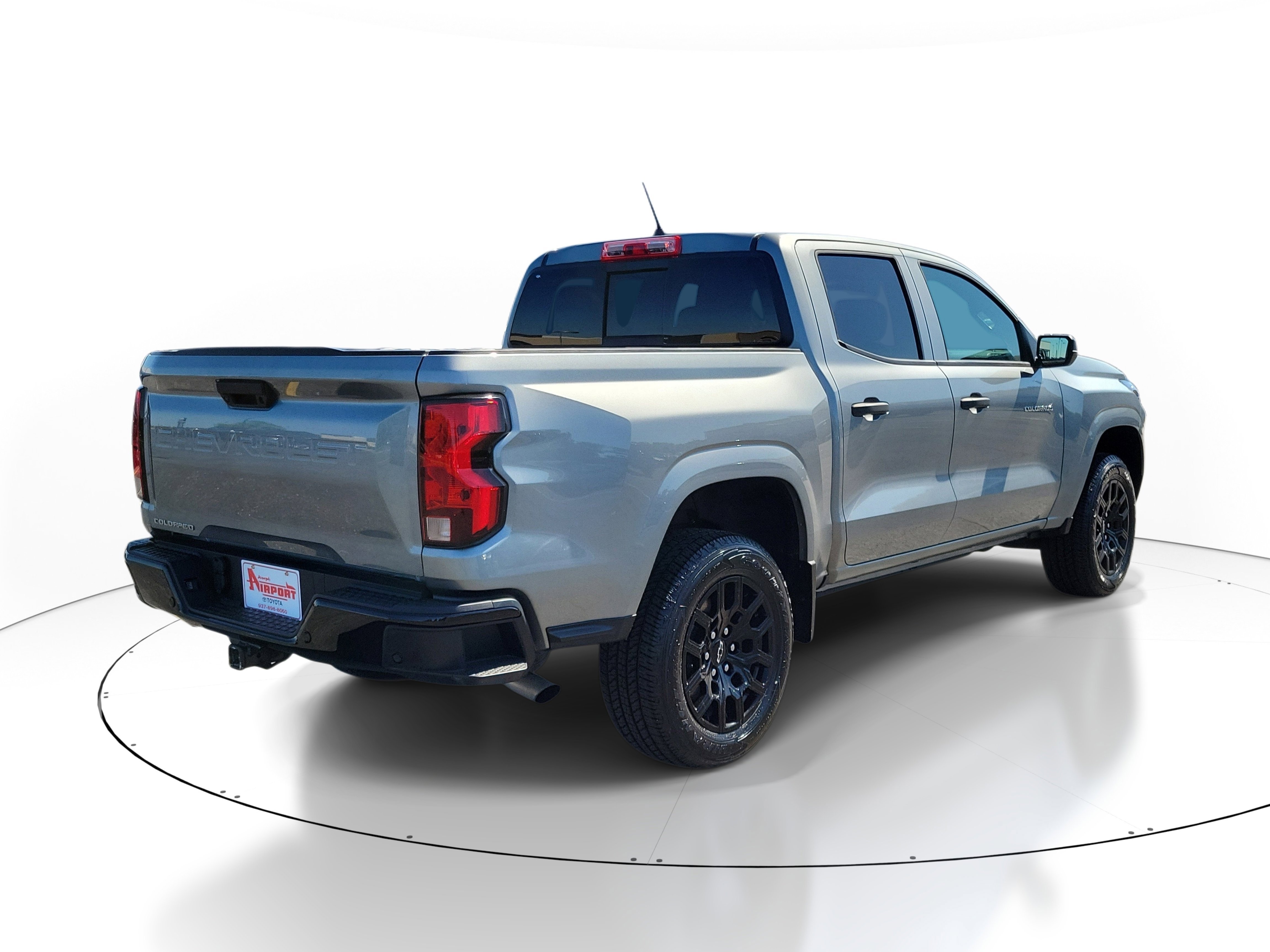 Used 2025 Chevrolet Colorado W/T w/ WT Custom Package RWD image 4