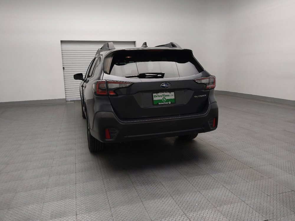 Used 2020 Subaru Outback Premium image 6