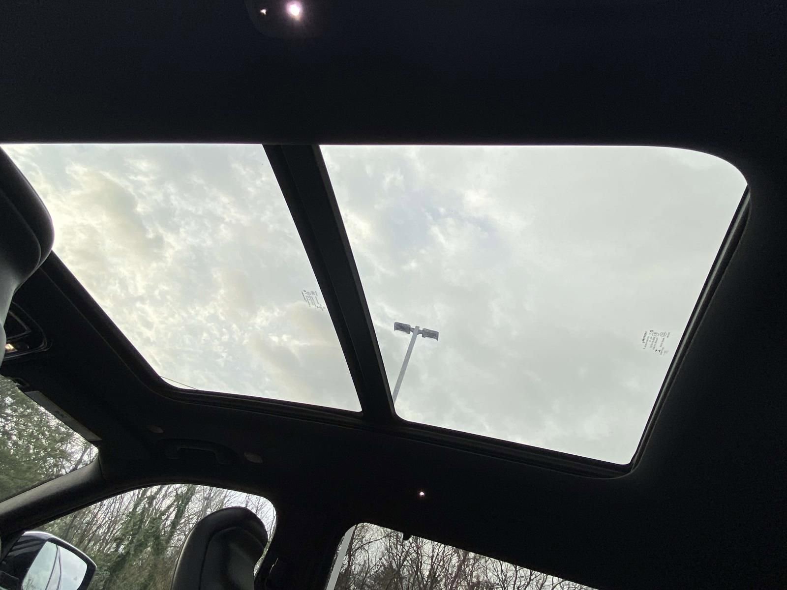 Used 2023 Jeep Grand Cherokee L Summit w/ High Altitude Package image 14