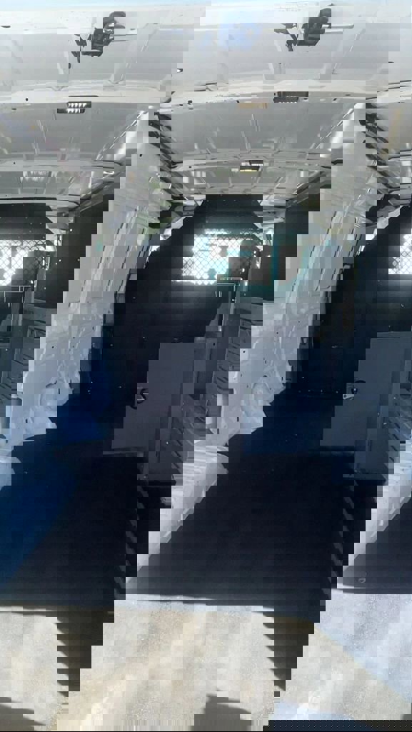 Used 2013 Ford E-150 and Econoline 150 image 8