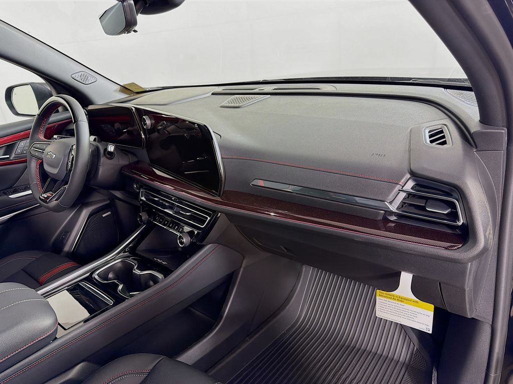 New 2026 Chevrolet Traverse RS w/ LPO, Floor Liner Package AWD/4WD image 26
