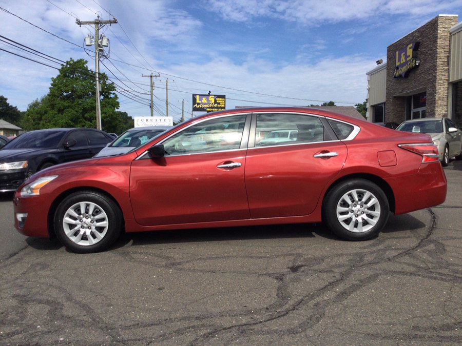Used 2015 Nissan Altima 2.5 S w/ Power Driver Seat Package FWD image 11