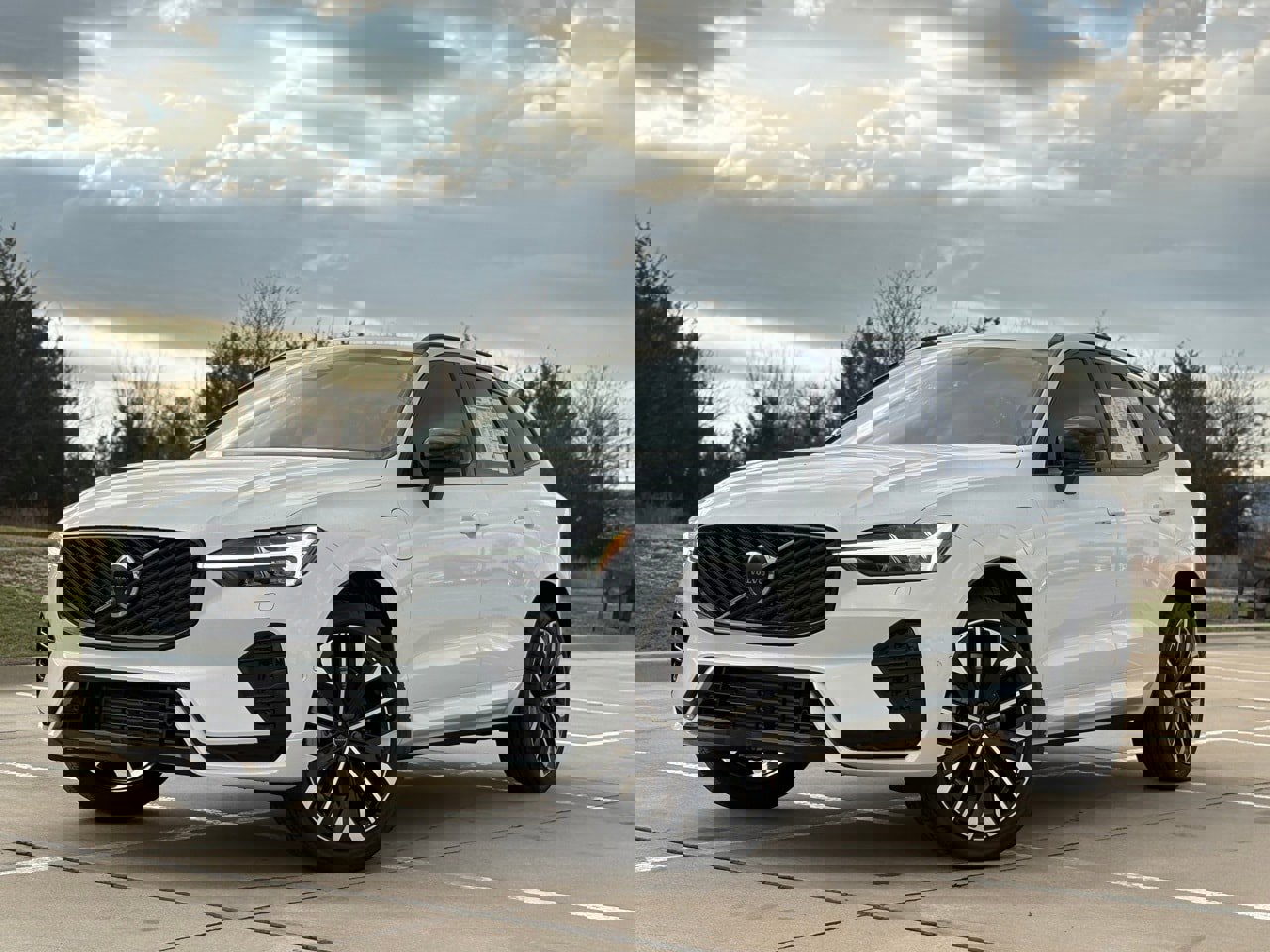 New 2026 Volvo XC60 T8 Ultra w/ Protection Package Premier video 2