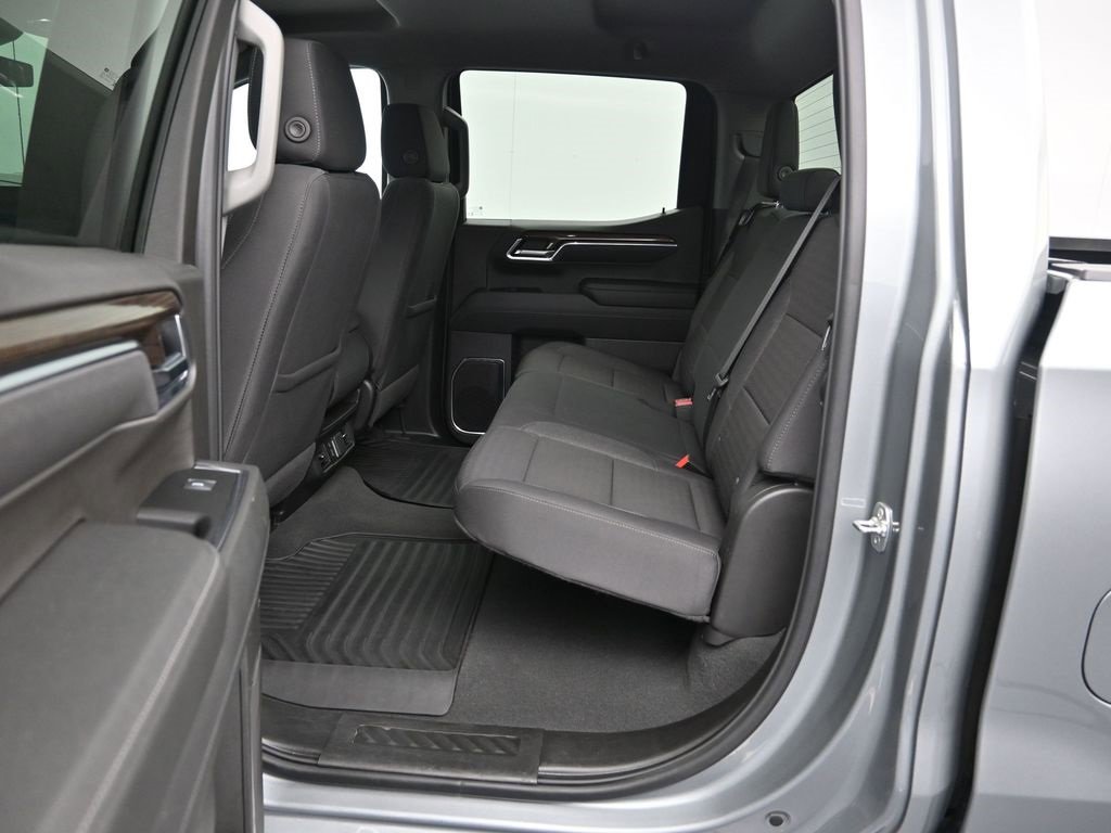 Used 2025 Chevrolet Silverado 1500 LT image 26