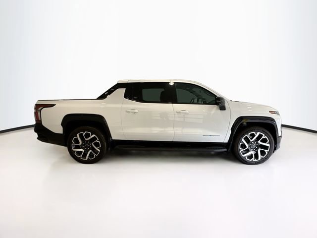 New 2025 Chevrolet Silverado EV RST image 7