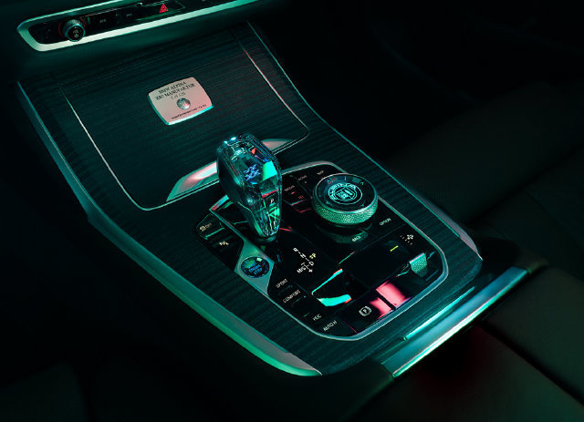 New 2026 BMW ALPINA XB7 AWD/4WD image 14