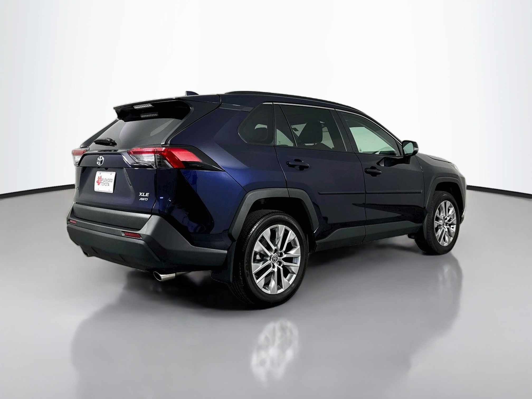 Certified 2023 Toyota RAV4 XLE Premium AWD/4WD image 7