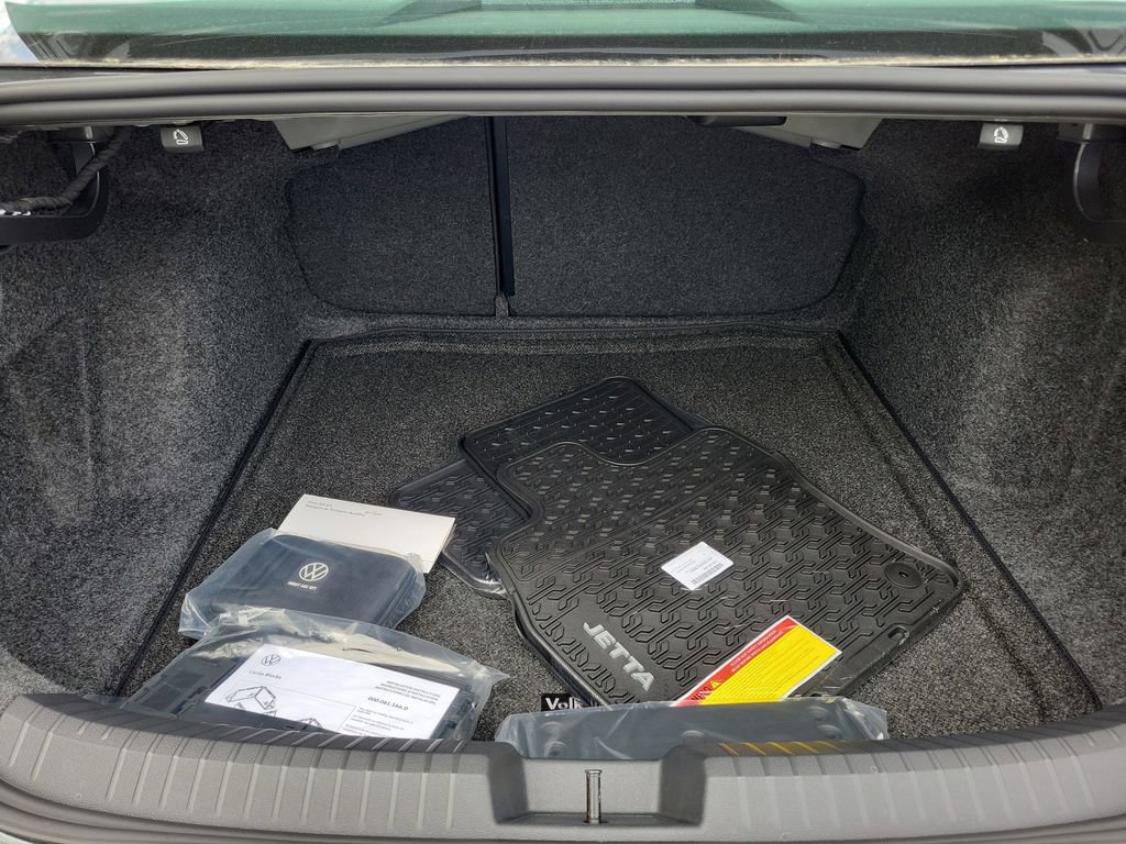 New 2026 Volkswagen Jetta Sport FWD image 6