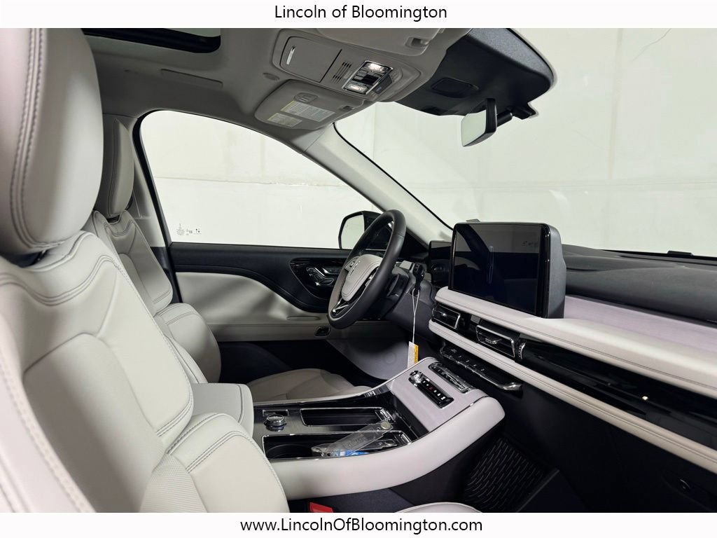 New 2026 Lincoln Aviator Reserve AWD/4WD image 18
