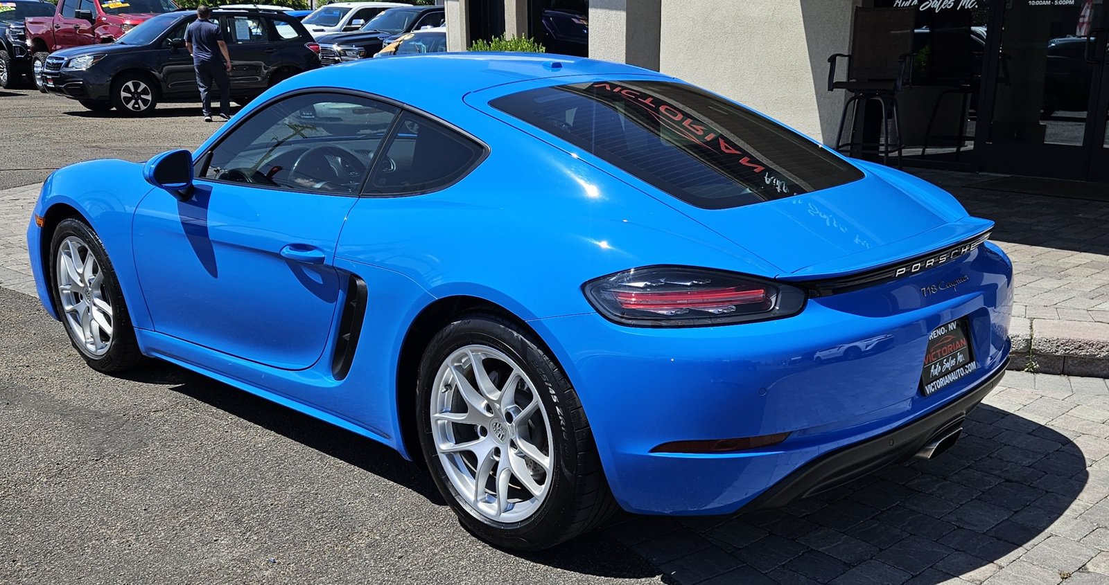 Used 2022 Porsche 718 Cayman RWD image 7