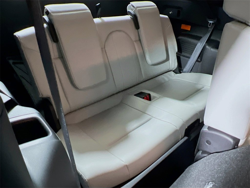 Used 2023 Mitsubishi Outlander SEL image 24