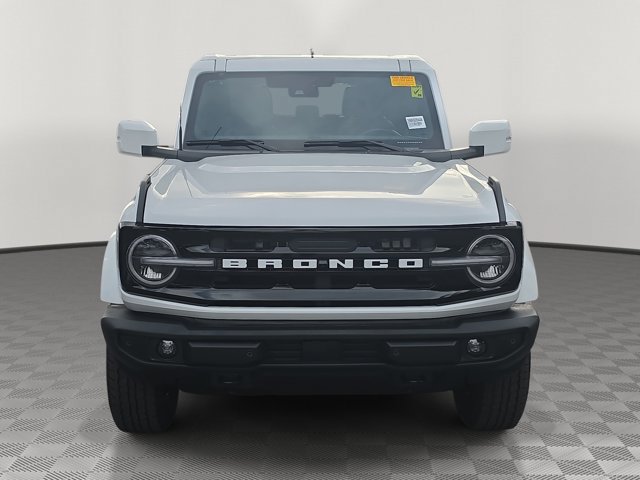 Certified 2025 Ford Bronco Outer Banks AWD/4WD image 2