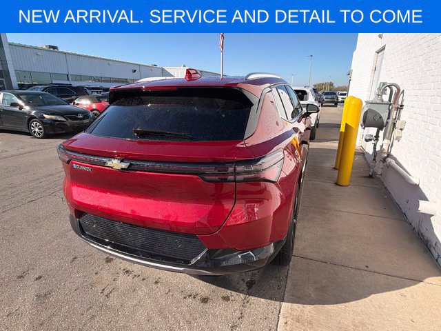 Used 2024 Chevrolet Equinox EV LT w/ LPO, All-Weather Mat Package FWD image 7